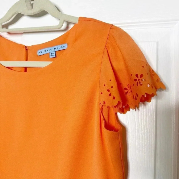 ANTONIO MELANI Orange Laser Cut Floral Short Sleeve Blouse Size XS‎ - Picture 2 of 6